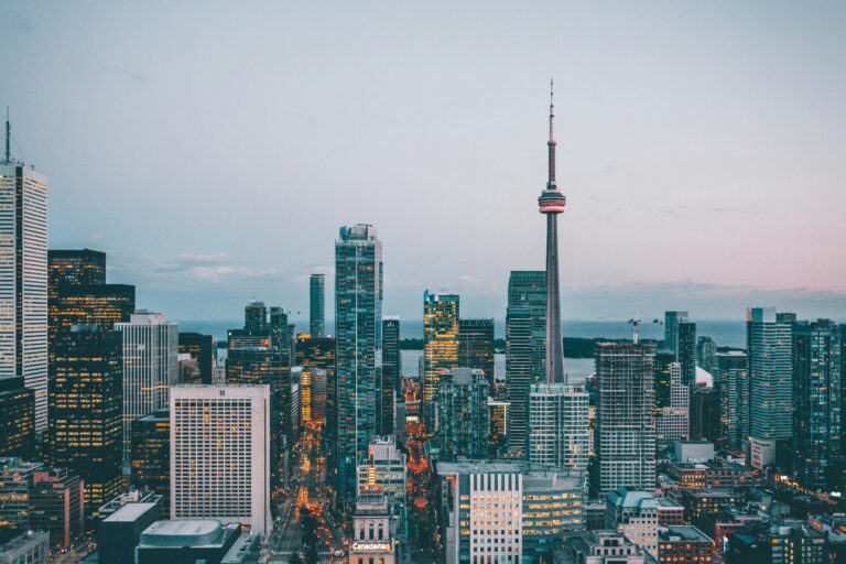 sell business lawyer Toronto